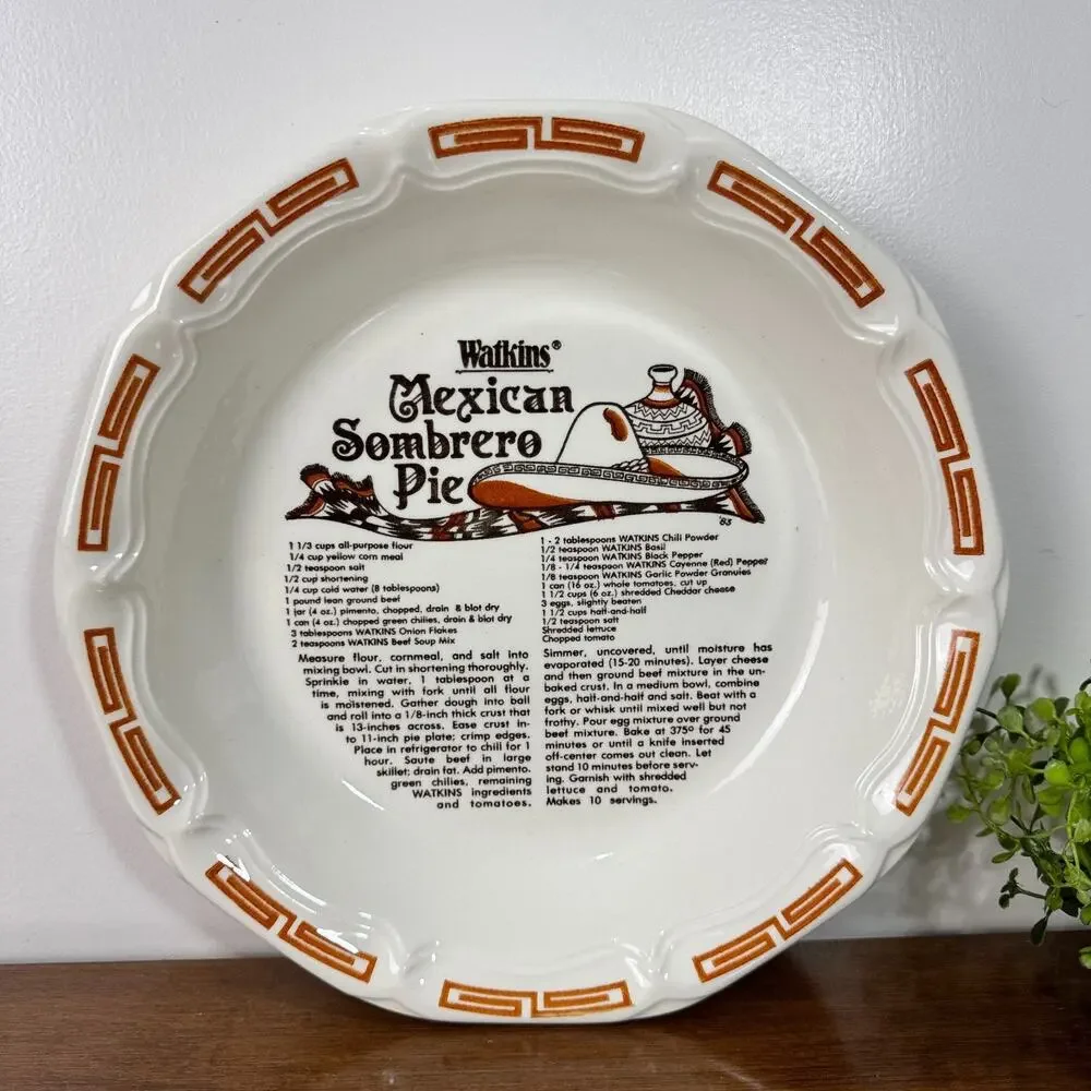 Watkins Mexican Sombrero Pie Recipe Ceramic Pie Plate Vintage USA 1983